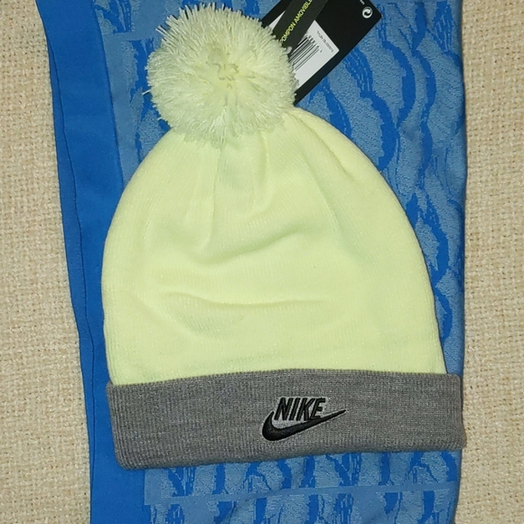 nike removable pom beanie